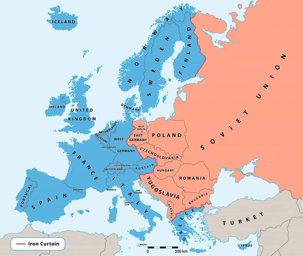 Rideau de fer Période de la guerre froide sur la carte politique de l'Europe. L'Europe divisée en années 1945-1991.